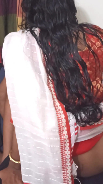 Desi village girl fuck horny pussy by fingering and showing boobs and play with fingering sex video enjoying my sex video | Clip 2