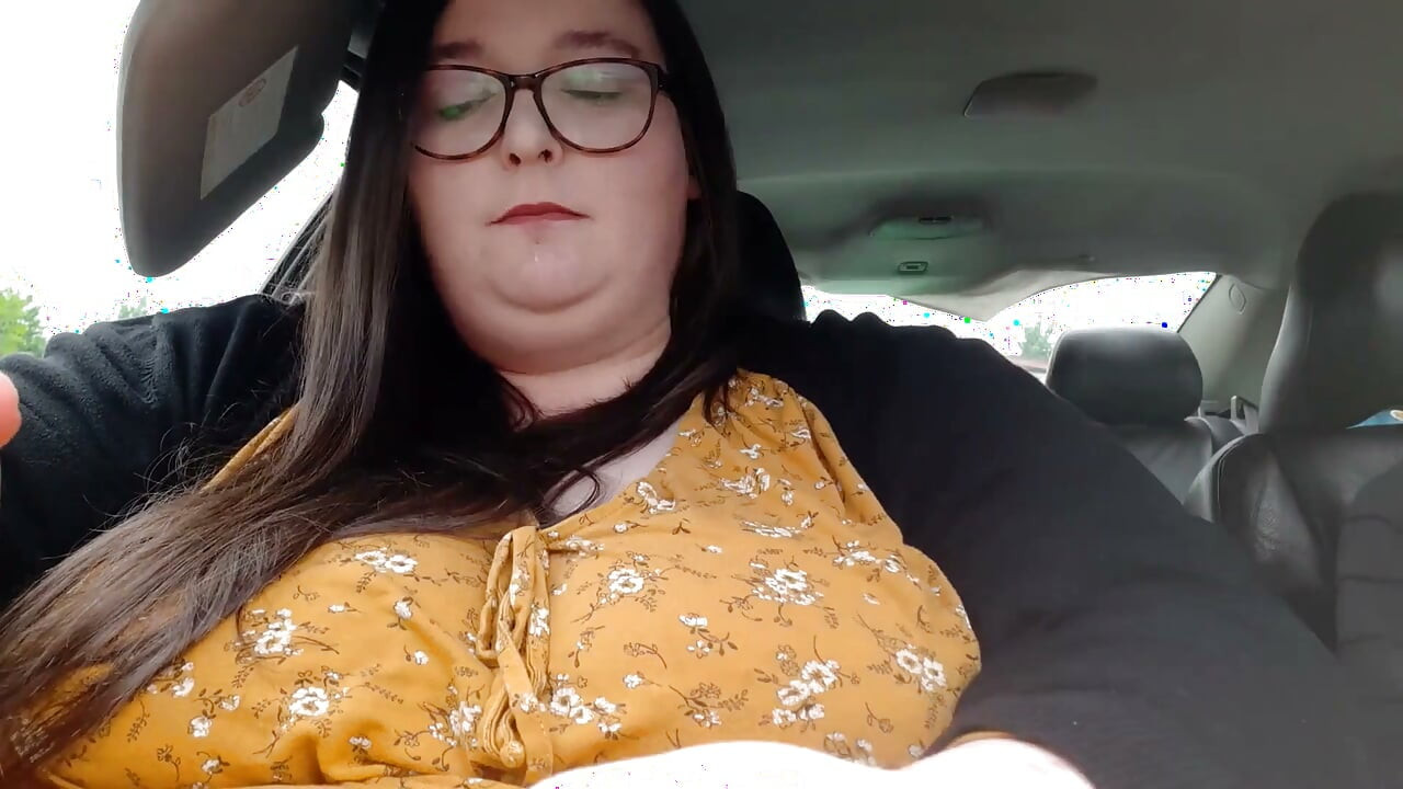 Ssbbw bbw gönnt sich kfc fingerlecken