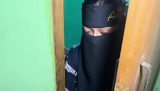 Aunty came to my room midnight and she is crazy for hard fucking