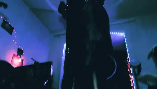 Госпожа Eva Latex, кожаные фетишные сапоги, домина в униформе, БДСМ извращенная горячая милфа