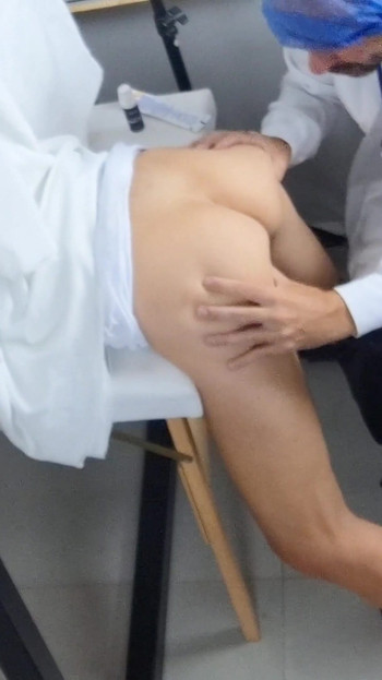 Must-share moment from "The naughty gynecologist lost control when he saw a patient with his legs open"