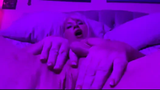 Milfy Masturbation