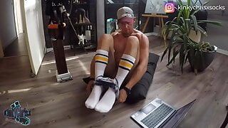 KinkyChrisX jerking off in white knee socks - full clip uncut - 4K