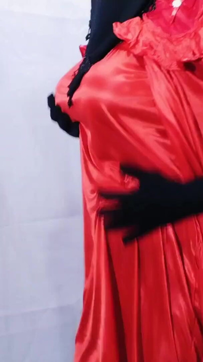 Indian hot beautiful Bhabhi dancing and having sex openly in her room | Clip 2