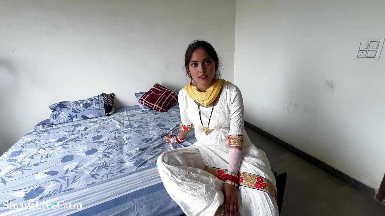 After returning from the market, the beautiful village bhabhi started teasing me Hindi Dirty talk ShrutiLiveCum