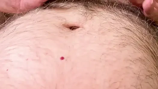 Koç Karl senin için karnını ovuyor 6963