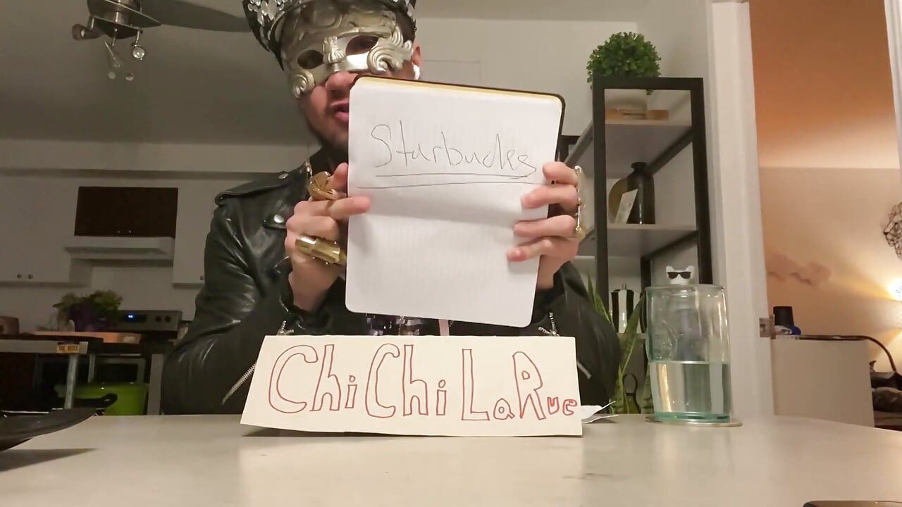 Model Behavior: Play: Battle of the Bottoms 1