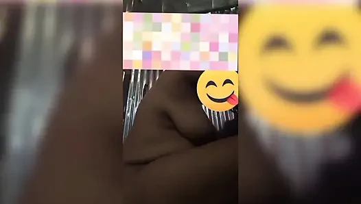 Kayınvalidem bana büyük göğüslerinin bir videosunu gönderdi