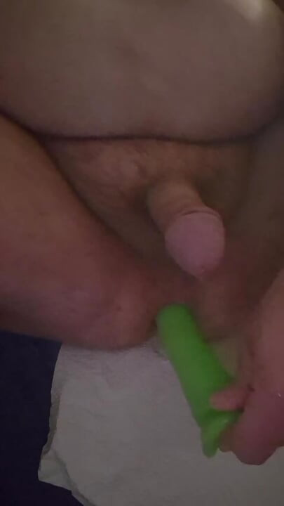 Really horny coming from dildo fuck