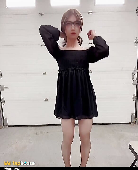 Trying One the Black Dress in the Warehouse~~and Finally Cum...what Color of Nylon Do You Like the Most?