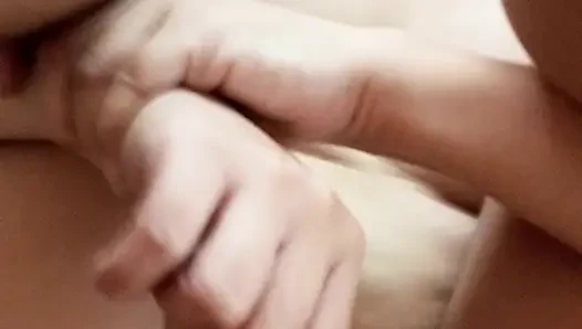 Memek mungil istri pinay