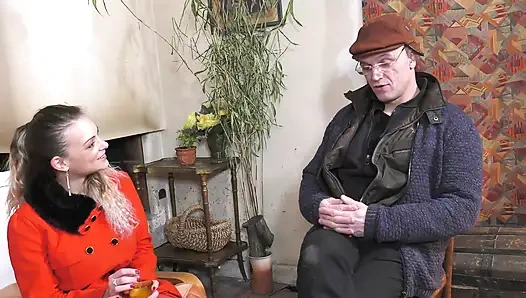 Sarışın hatun, büyük göğüsler, sulu amcık 6636