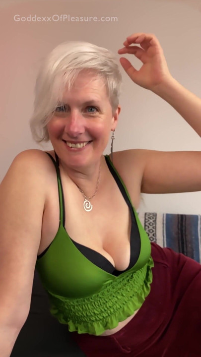est Friend's Mom Gives Me A JOI To Get Back At Him - Hot MILF JOI | Clip 1
