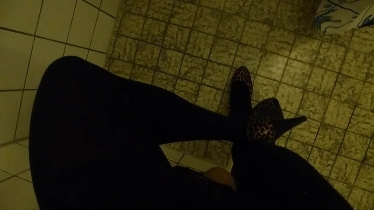 Я сама на неслухняному відео! ssttt :)