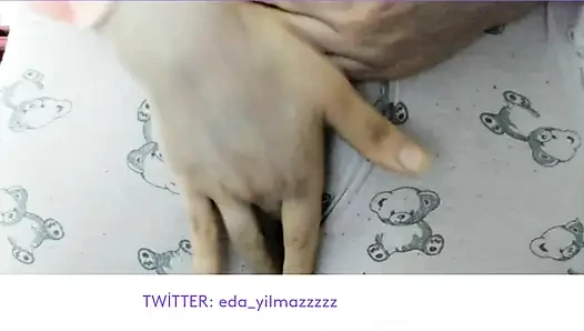 CAMELTOE- SWOLLEN PUSSY- MASTURBATE WITH PAJAMAS