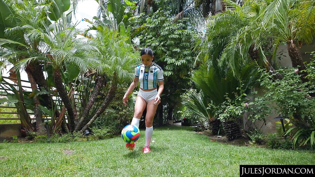 Cupa Mondială Sexy Body Fotbal Star Vivienne Vo Scoruri mari