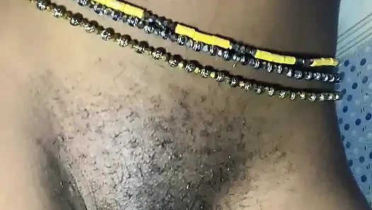 Cewek ebony panas tampilan depan dan belakang pov closeup