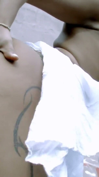 Polynesian babe in an intensive trio with double penetration | Clip 1