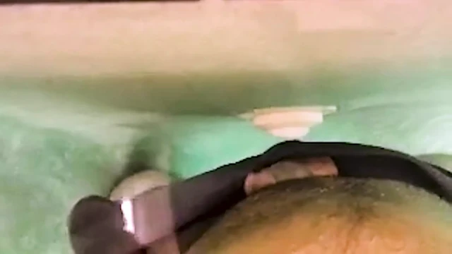 2 consecutive orgasms from the pool jet