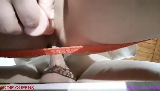 Üvey kız kardeşim babyluna939 anal ve altın duşu seviyor ft eddie queens