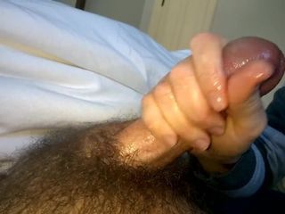 Novia masturbación con la mano