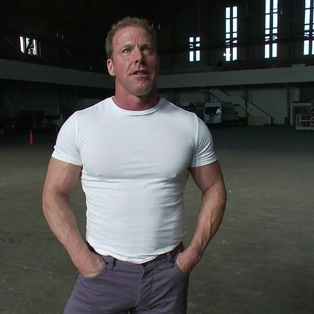 Derek Pain - the Only Competitive Bodybuilder in the World Who Could Handle the One Leg Suspension