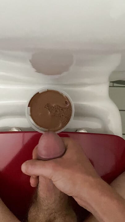 Lisää tuoretta kermaa jälkiruokaan