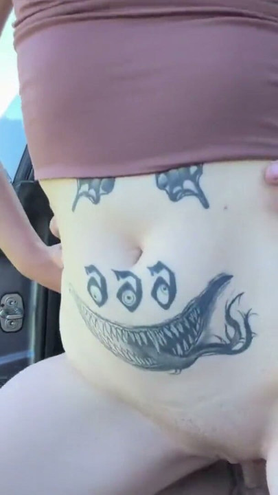 Risky Outdoor Fuck at the Forest Edge – Deepthroat in Car & Hard Public Sex | Clip 1