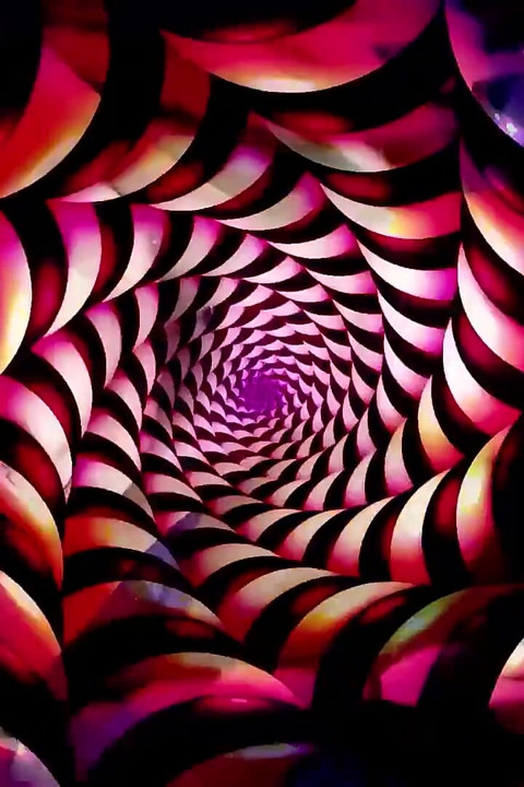 Kadın kılıklı Bois'e sakso çekerek onu ıslatın