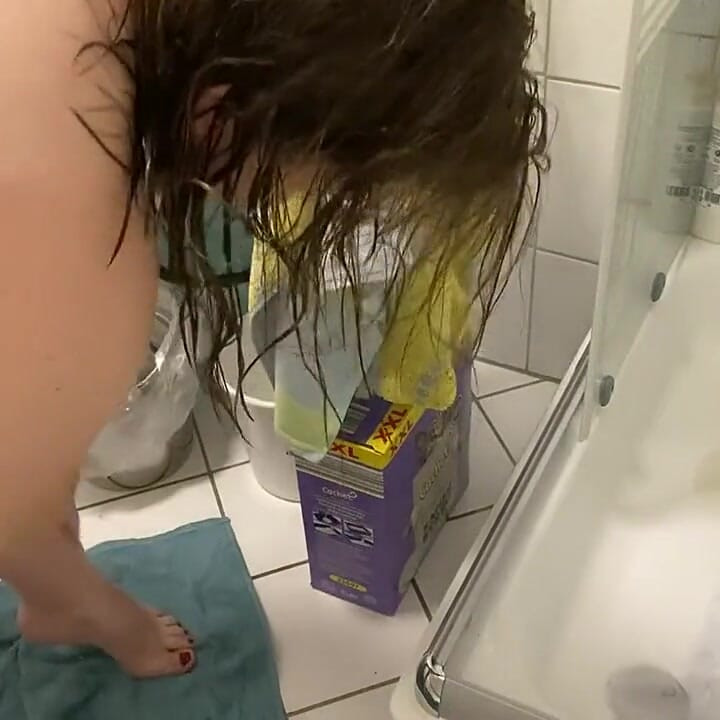 Today I'm Going to Take You with Me and Show You How I Shave Myself Thoroughly