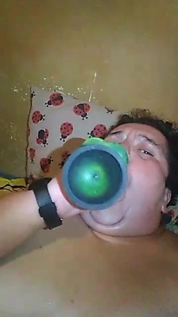 my fat girl plays with her dildo for me