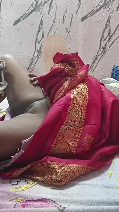 Video prve noći Desi para. Potpuni hindi zvuk s glasnim stenjanjem | Isječak 2