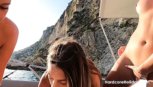 Ngentot hot di atas kapal - pov