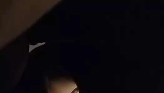 bir arkadaşı emmek