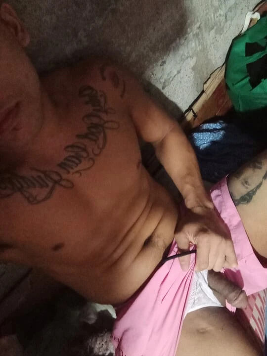 Young Filipino dick taking a bathe , and getting used to it while taking videos of her manhood..