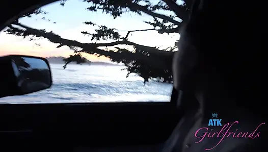 Imani ile okyanus gezisine devam edersen o sana tam bir elle muamele, ayakla muamele ve sakso çekiyor, seninle bitiyor