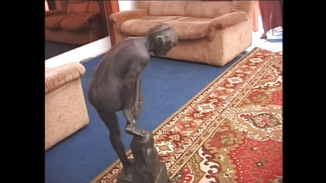 Грязная пума сквиртует в гостиничном номере