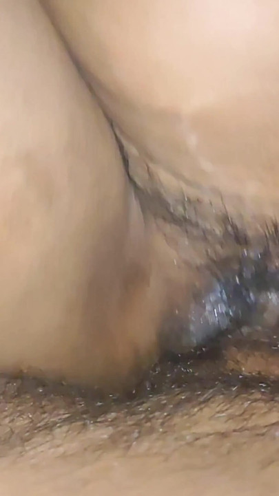 He dropped water in the mouth of the desi wife and fucked her ass mercifully. | Clip 1