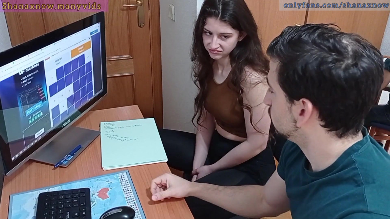 ティーン学生が脅迫、ハメ撮りフェラ、口内射精、ごっくん。