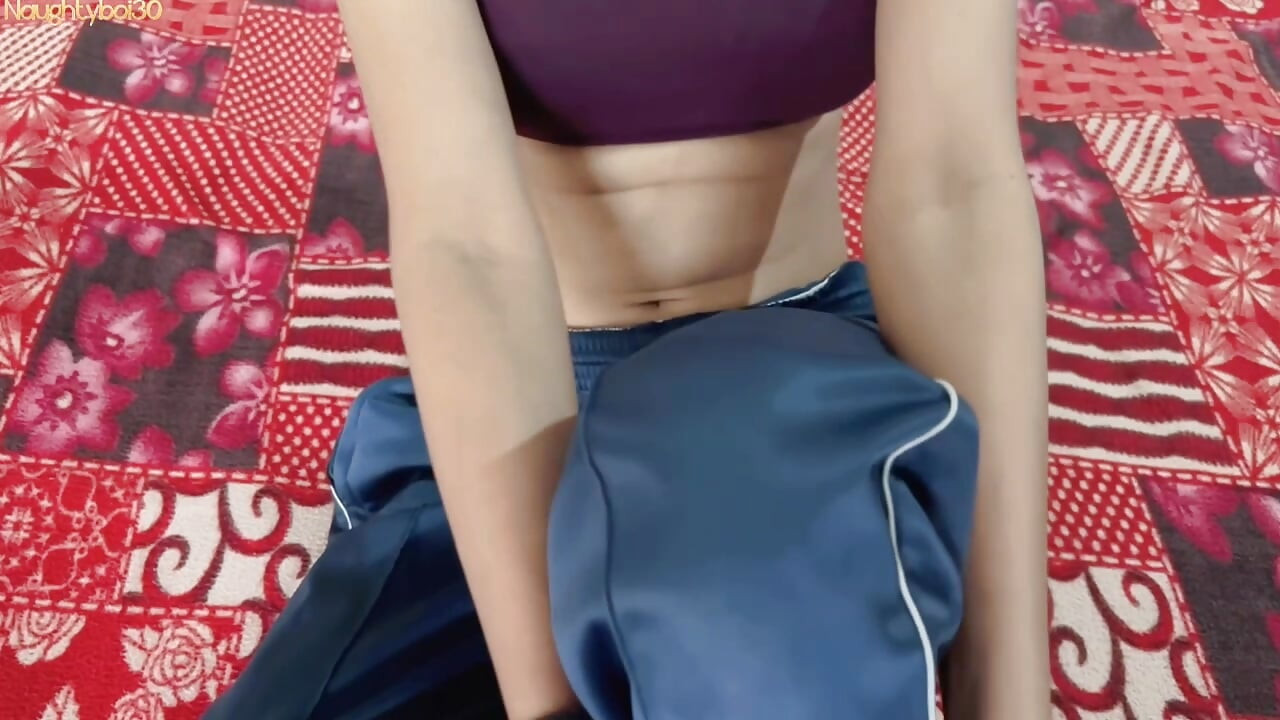 Desi indian Bhabhi gets hot for sex