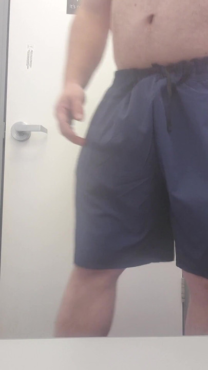 「お店でもっと服を試着する」からの絶景の瞬間。