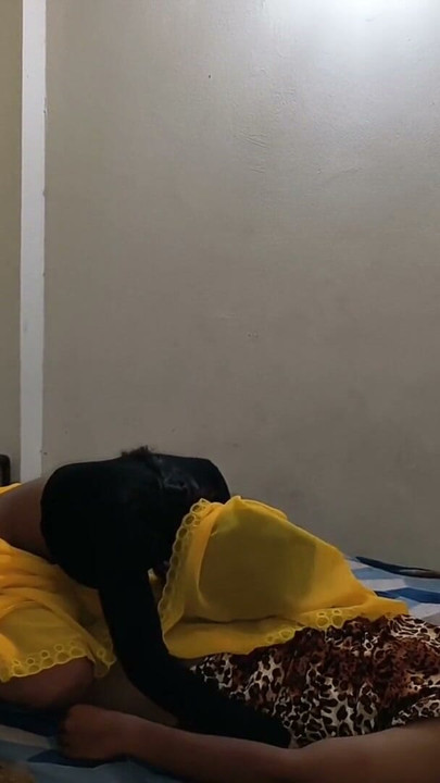 Indian Hot saree bhabhi sucking my cock and hardcore sex with devar | Clip 1