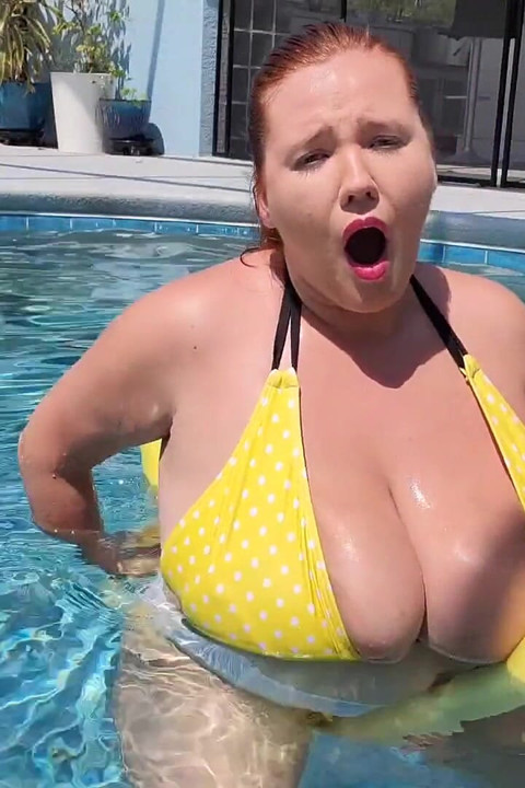 Orgasm on My Pool