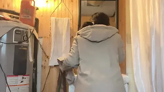 hana cooking food at kitchen then pussy cant wait go to piss