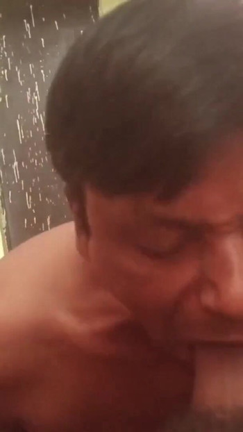 ソナサッカーが太ったチンコのミルクを飲む |クリップ2