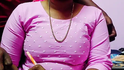 Mohini bhabhi kam zu ihrem stiefbruder