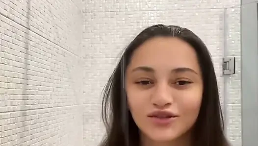 Snapchat duşunda benimle boşal