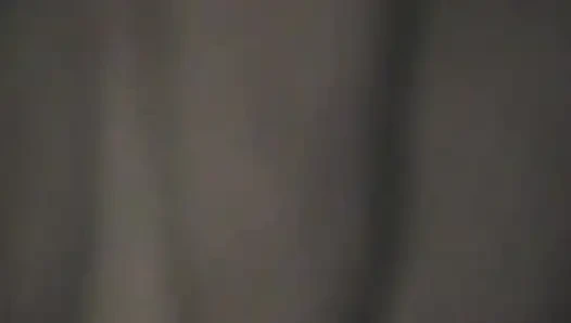 Yalnız iri güzel kadın vibratör eğlencesi