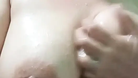 İşte yine azgın sevgilin her gün sikişmek istiyor