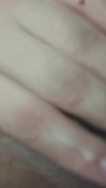 Emotional moment from "Part 2 SQ.uirt Pinay LDR Wife"